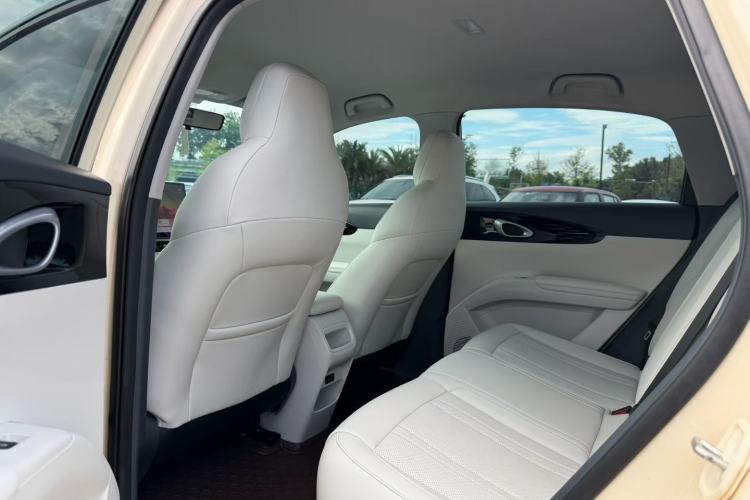Used Geely Galaxy Geome 2025 UP 410km Exploration Edition Exterior 6