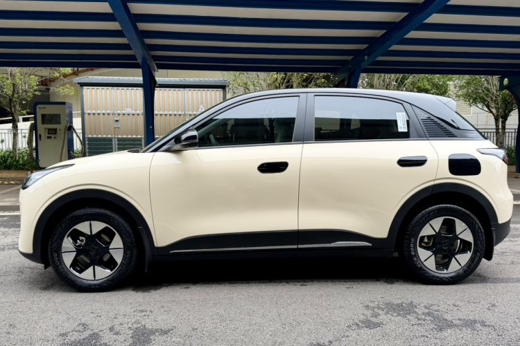 Used Geely Galaxy Geome 2025 UP 410km Exploration Edition Exterior 7