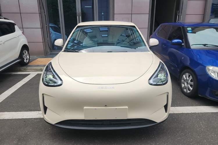 Used Geely Galaxy Geome 2025 310km Dream Edition Front