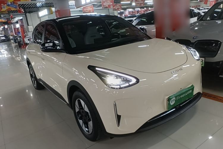 Used Geely Galaxy Geome 2025 UP 410km Exploration+ Edition Front Right 45 Deg
