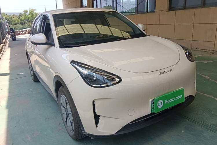 Used Geely Galaxy Geome 2025 310km Youth Edition Front Right 45 Deg