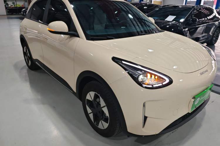 Used Geely Galaxy Geome 2025 310km Dream Edition Front Right 45 Deg
