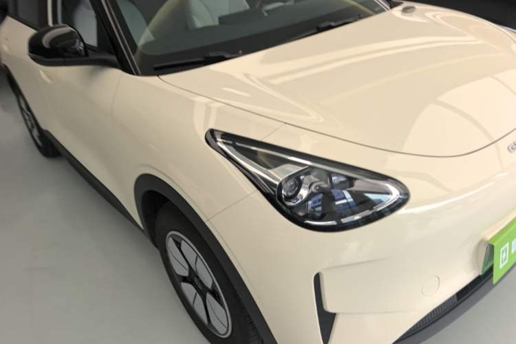 Used Geely Galaxy Geome 2025 310km Youth Edition Front Right 45 Deg