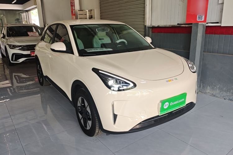 Used Geely Galaxy Geome 2025 UP 410km Exploration Edition Front Right 45 Deg