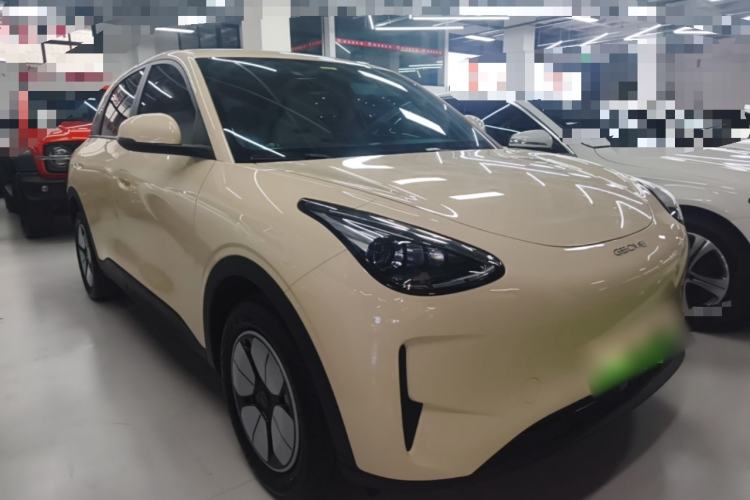 Used Geely Galaxy Geome 2025 410 km Free Version Front Right 45 Deg
