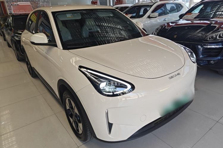 Used Geely Galaxy Geome 2025 UP 410km Exploration Edition Front Right 45 Deg