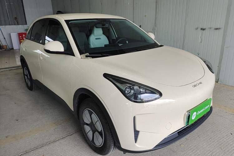 Used Geely Galaxy Geome 2025 410 km Free Version Front Right 45 Deg