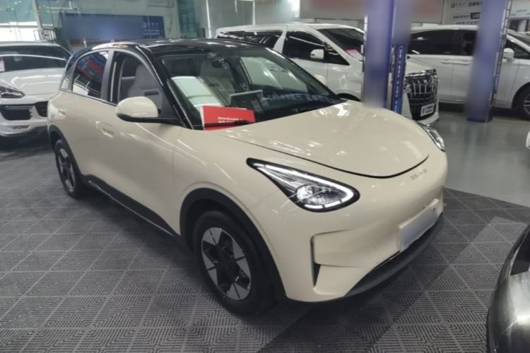 Used Geely Galaxy Geome 2025 UP 410km Exploration Edition Front Right 45 Deg