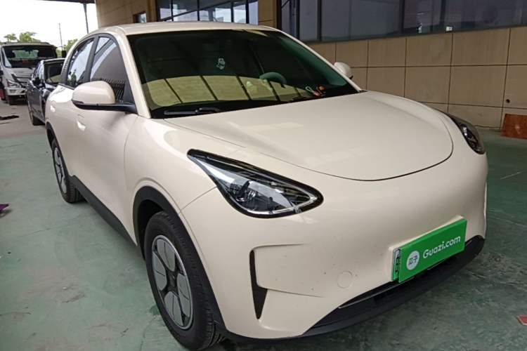 Used Geely Galaxy Geome 2025 310km Youth Edition Front Right 45 Deg