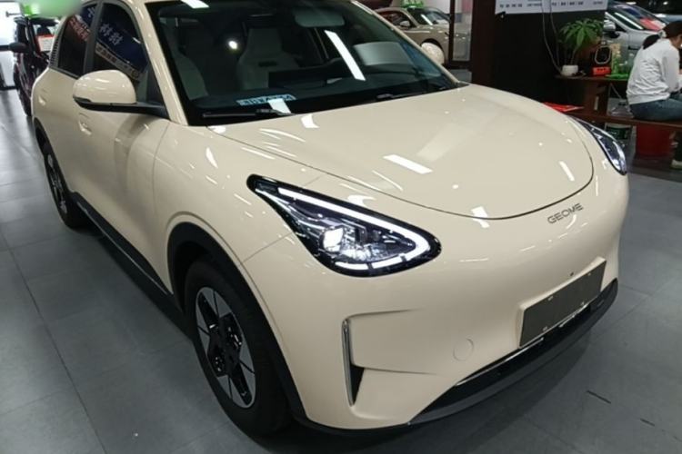 Used Geely Galaxy Geome 2025 UP 410km Exploration Edition Front Right 45 Deg