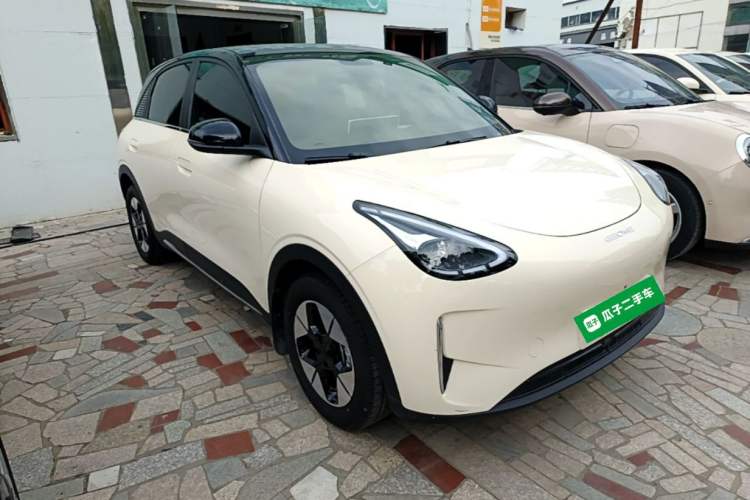 Used Geely Galaxy Geome 2025 UP 410km Exploration Edition Front Right 45 Deg