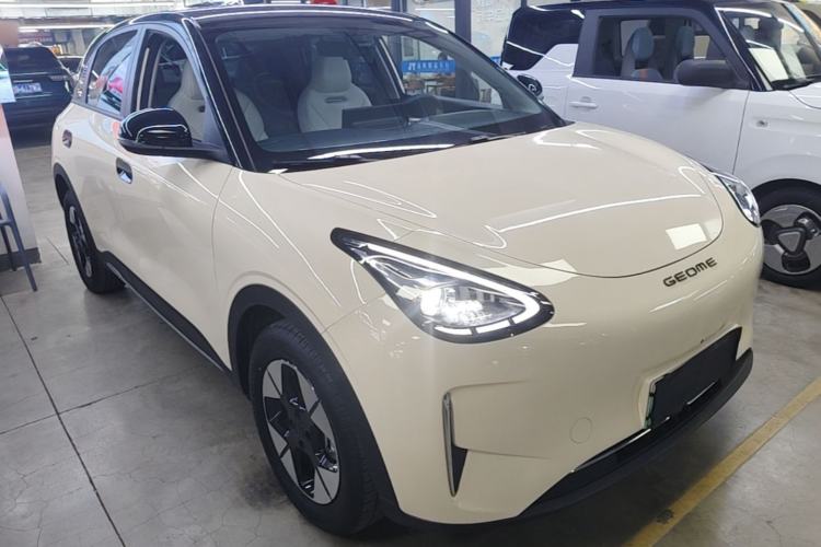 Used Geely Galaxy Geome 2025 310km Dream Edition Front Right 45 Deg