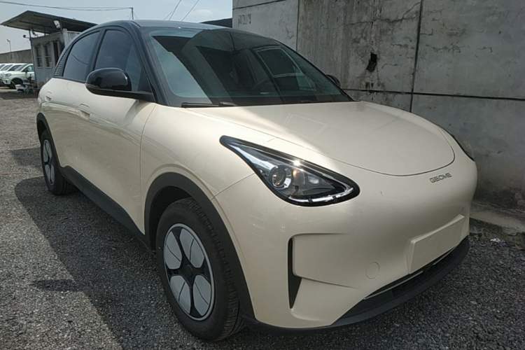 Used Geely Galaxy Geome 2025 310km Youth Edition Front Right 45 Deg