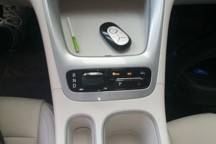 Used Geely Galaxy Geome 2025 410 km Free Version Gear Lever