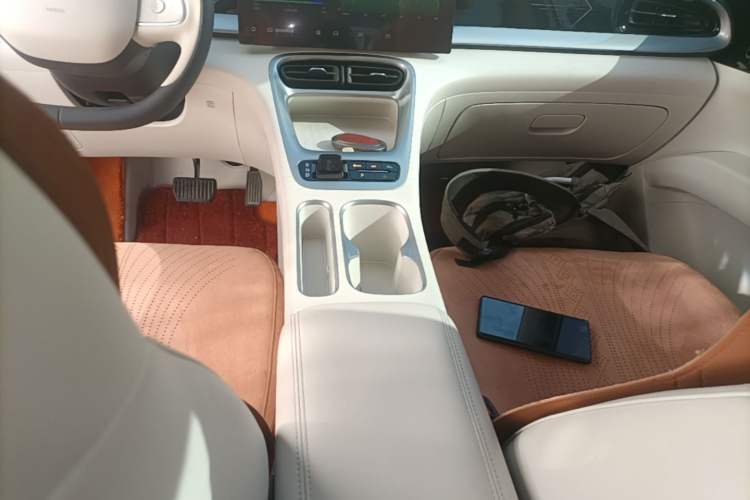 Used Geely Galaxy Geome 2025 310km Dream Edition Gear Lever