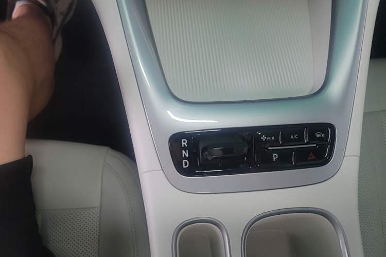 Used Geely Galaxy Geome 2025 310km Dream Edition Gear Lever