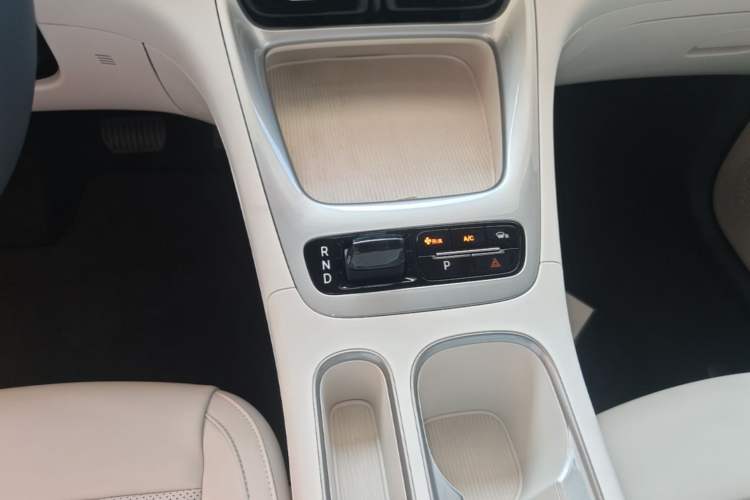Used Geely Galaxy Geome 2025 310km Youth Edition Gear Lever