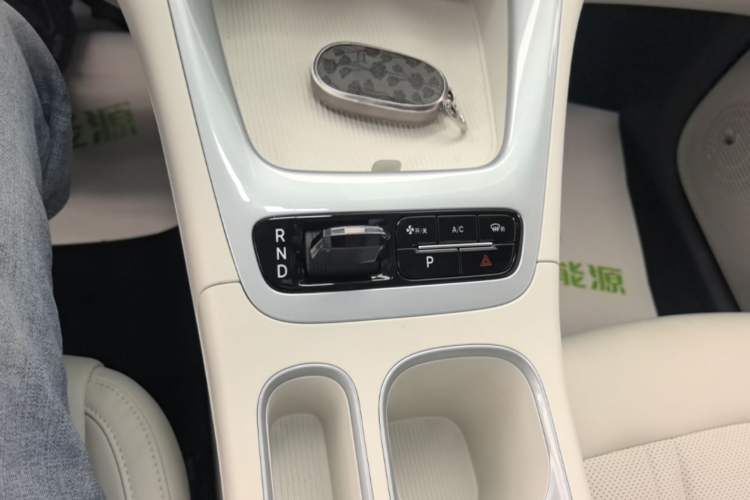 Used Geely Galaxy Geome 2025 310km Youth Edition Gear Lever