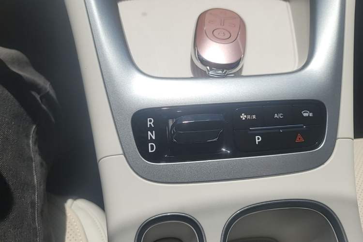 Used Geely Galaxy Geome 2025 310km Youth Edition Gear Lever