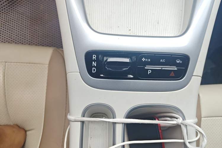 Used Geely Galaxy Geome 2025 UP 410km Exploration Edition Gear Lever