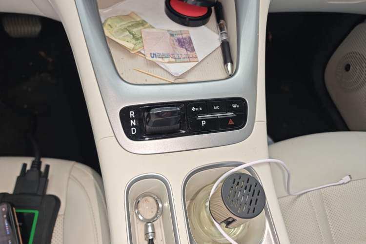 Used Geely Galaxy Geome 2025 310km Youth Edition Gear Lever