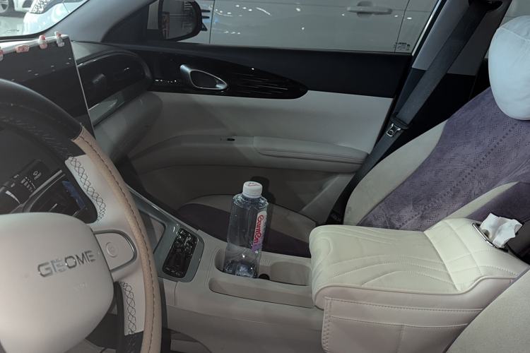 Used Geely Galaxy Geome 2025 310km Dream Edition Gear Lever