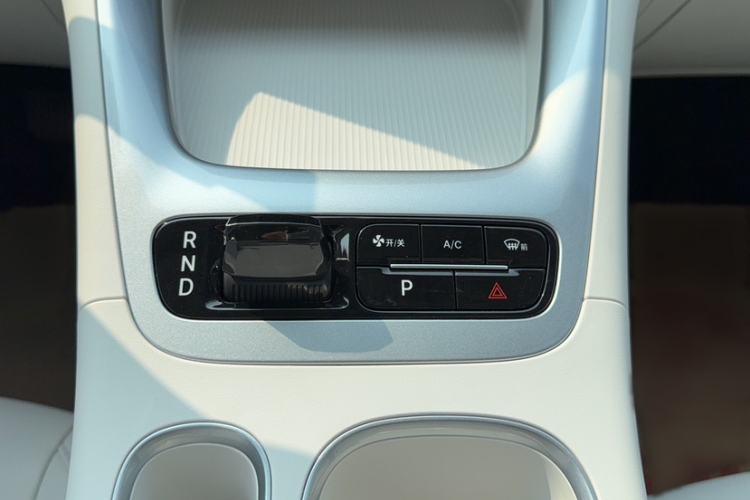 Used Geely Galaxy Geome 2025 310km Dream Edition Gear Lever