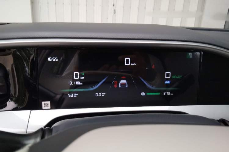 Used Geely Galaxy Geome 2025 310km Youth Edition Instrument Cluster
