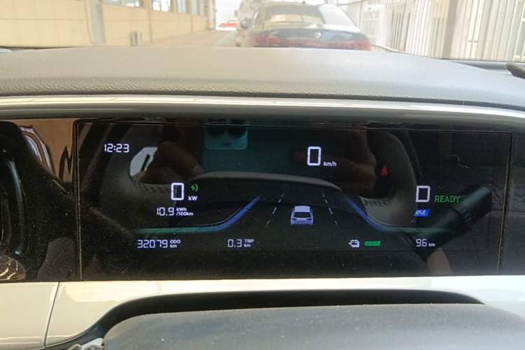 Used Geely Galaxy Geome 2025 310km Youth Edition Instrument Cluster