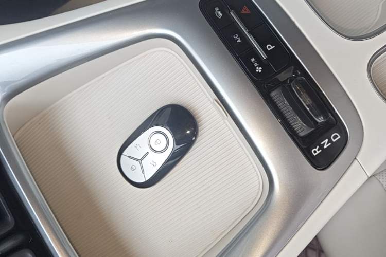 Used Geely Galaxy Geome 2025 310km Dream Edition Interior 1