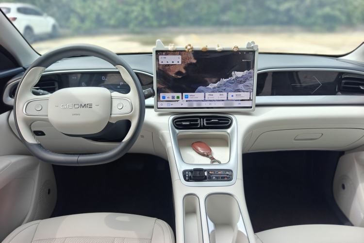 Used Geely Galaxy Geome 2025 310km Dream Edition Interior 1