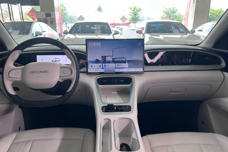 Used Geely Galaxy Geome 2025 UP 410km Exploration+ Edition Interior 10