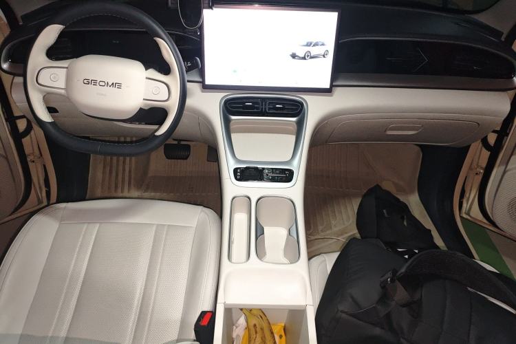 Used Geely Galaxy Geome 2025 310km Dream Edition Interior 2