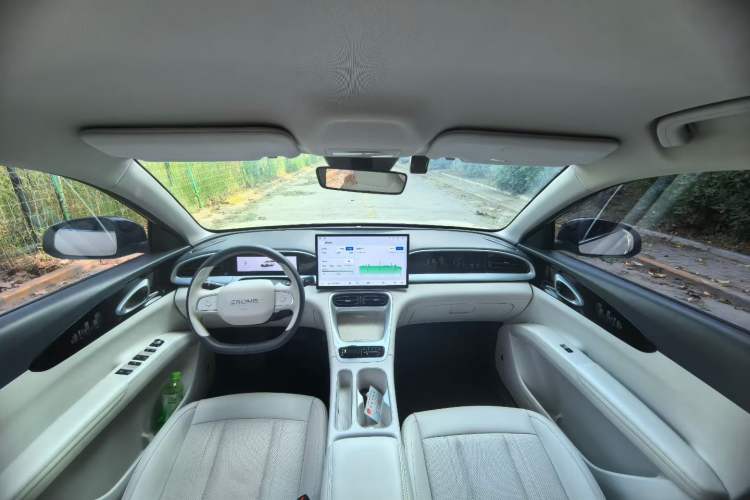 Used Geely Galaxy Geome 2025 UP 410km Exploration+ Edition Interior 2