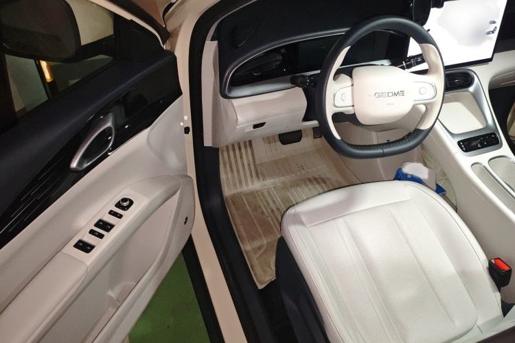 Used Geely Galaxy Geome 2025 310km Dream Edition Interior 3