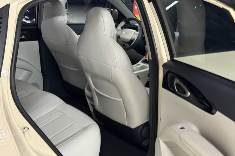 Used Geely Galaxy Geome 2025 310km Youth Edition Interior 3