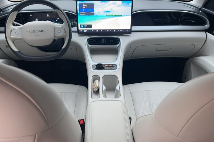 Used Geely Galaxy Geome 2025 310km Dream Edition Interior 3