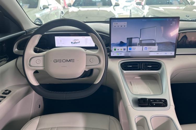 Used Geely Galaxy Geome 2025 UP 410km Exploration+ Edition Interior 3