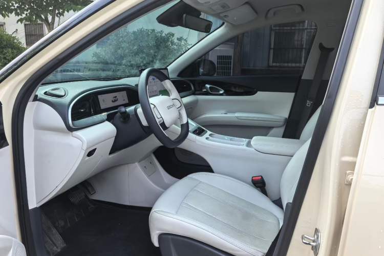 Used Geely Galaxy Geome 2025 UP 410km Exploration+ Edition Interior 3