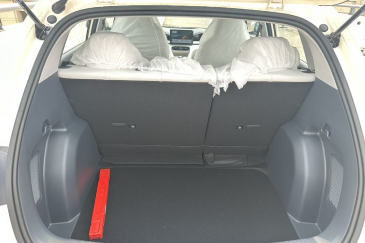 Used Geely Galaxy Geome 2025 310km Youth Edition Interior 4