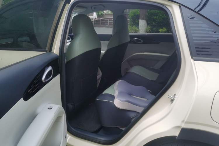 Used Geely Galaxy Geome 2025 UP 410km Exploration Edition Interior 4