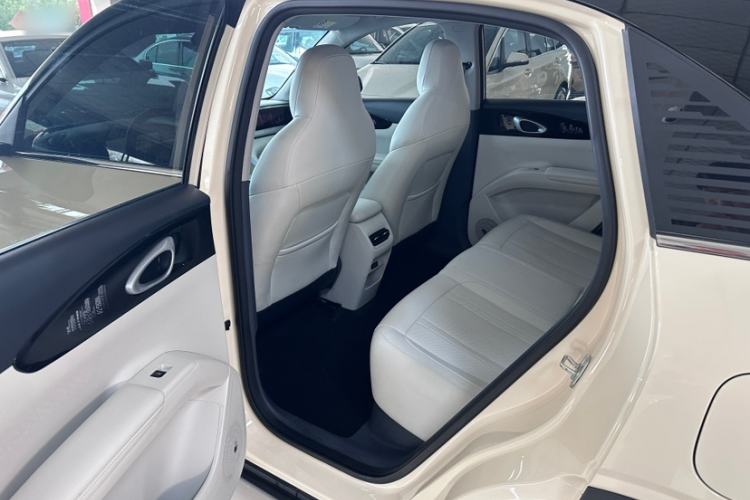 Used Geely Galaxy Geome 2025 UP 410km Exploration+ Edition Interior 4
