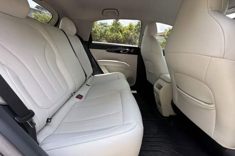 Used Geely Galaxy Geome 2025 310km Youth Edition Interior 6