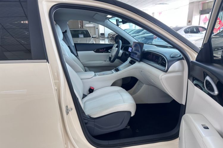 Used Geely Galaxy Geome 2025 UP 410km Exploration+ Edition Interior 7