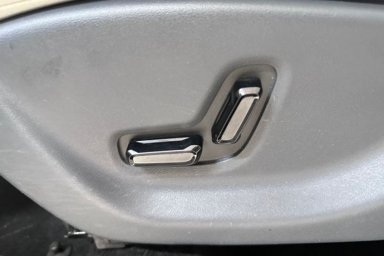 Used Geely Galaxy Geome 2025 UP 410km Exploration+ Edition Interior 9