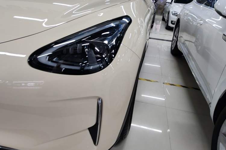 Used Geely Galaxy Geome 2025 UP 410km Exploration Edition Left Front Headlight