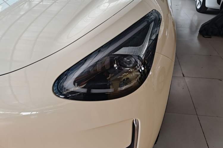 Used Geely Galaxy Geome 2025 UP 410km Exploration Edition Left Front Headlight