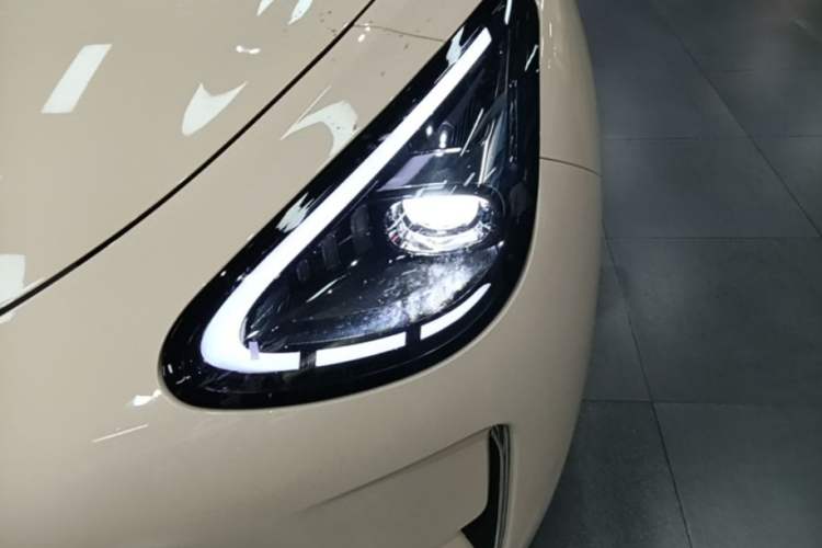 Used Geely Galaxy Geome 2025 UP 410km Exploration Edition Left Front Headlight