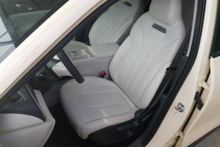 Used Geely Galaxy Geome 2025 410 km Free Version Left Front Seat