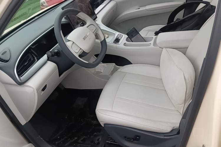 Used Geely Galaxy Geome 2025 UP 410km Exploration Edition Left Front Seat